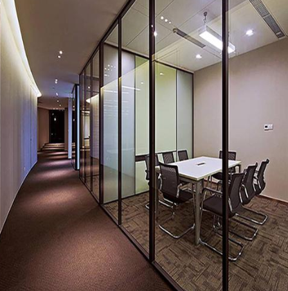 在不同場(chǎng)所如何選擇防火玻璃