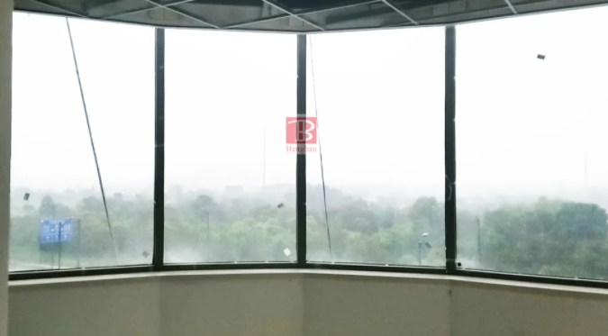 使用隔斷防火玻璃時要注意什么？